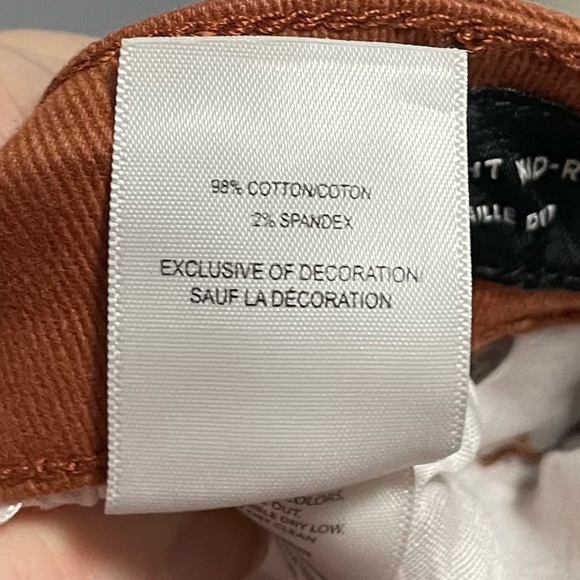 Lucky Brand Straight Mid Rise Jeans - Picture 7 of 7